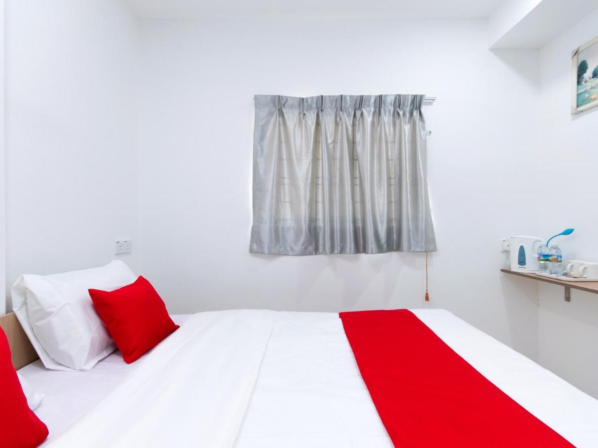 Oyo 44011 Weng Bee Guest House Kota Kinabalu Kültér fotó