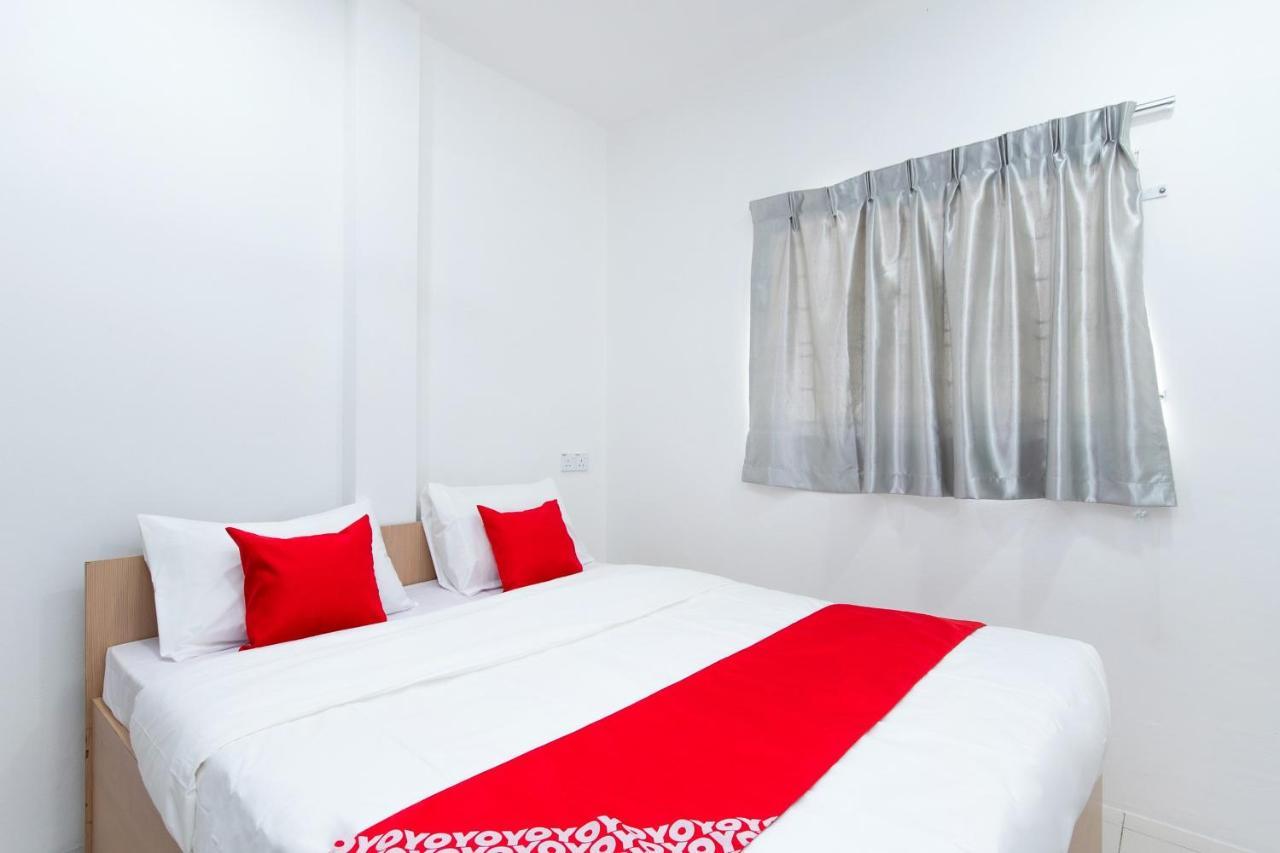 Oyo 44011 Weng Bee Guest House Kota Kinabalu Kültér fotó