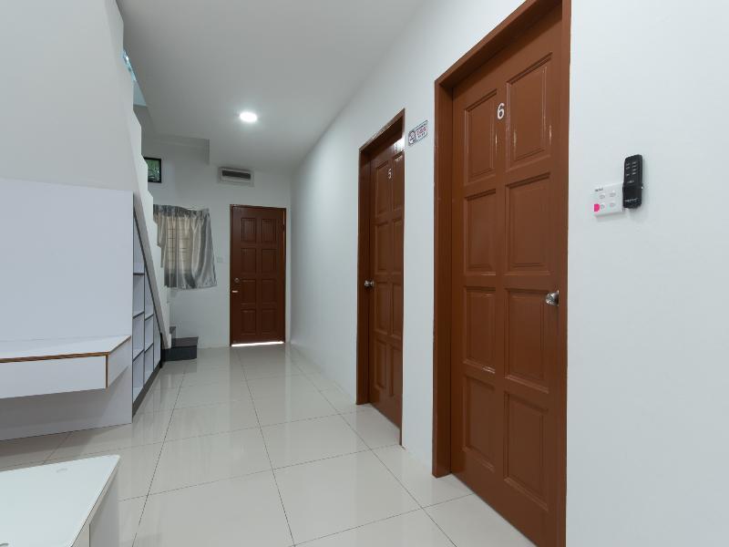 Oyo 44011 Weng Bee Guest House Kota Kinabalu Kültér fotó