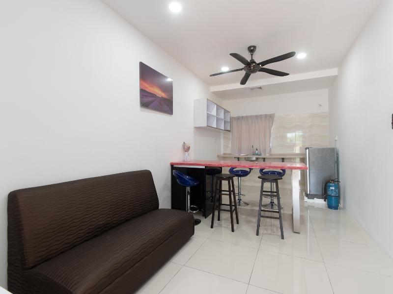 Oyo 44011 Weng Bee Guest House Kota Kinabalu Kültér fotó